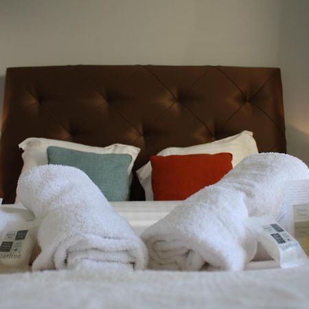 Logis Hotel Chemin Des Dames Le Relais De Fleurette Pontavert Rum bild