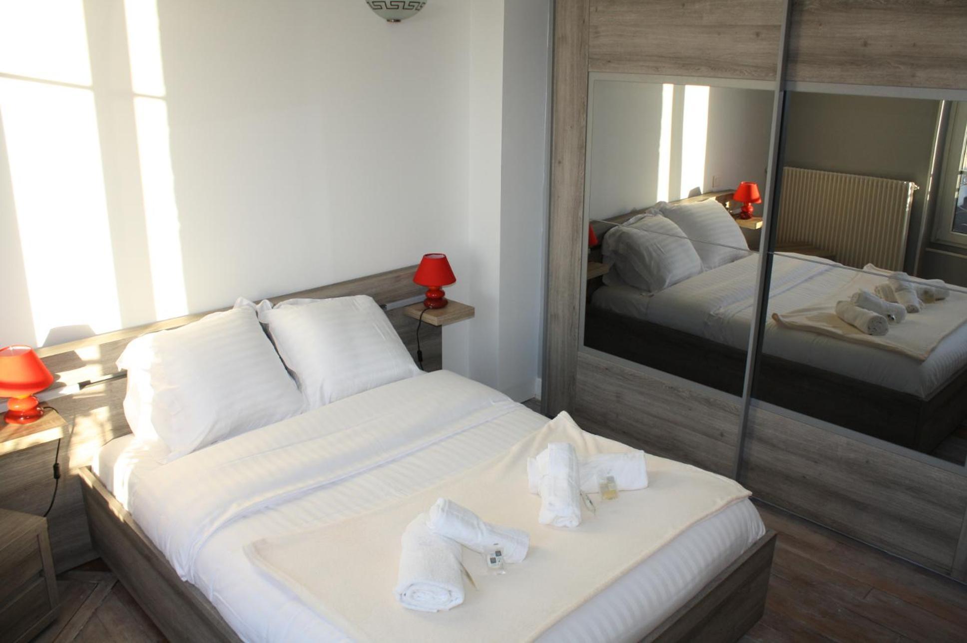 Logis Hotel Chemin Des Dames Le Relais De Fleurette Pontavert Rum bild